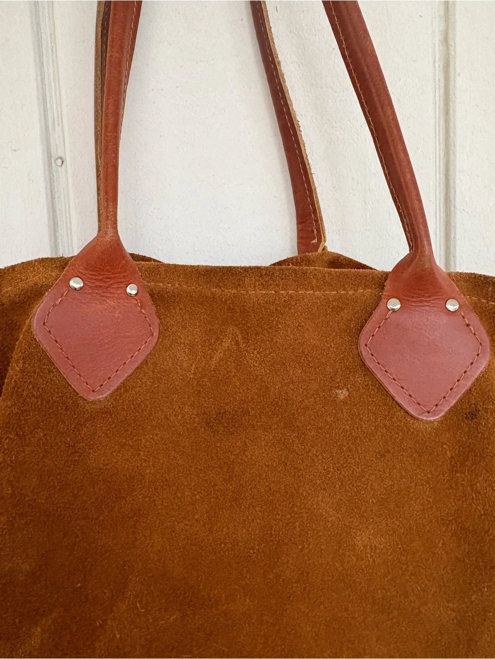 N/A stylish suede